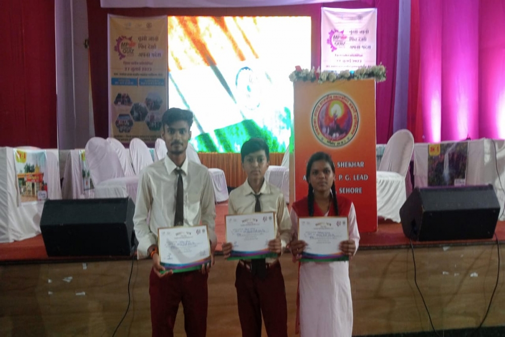Students Participated in District level MP Tourism Quiz